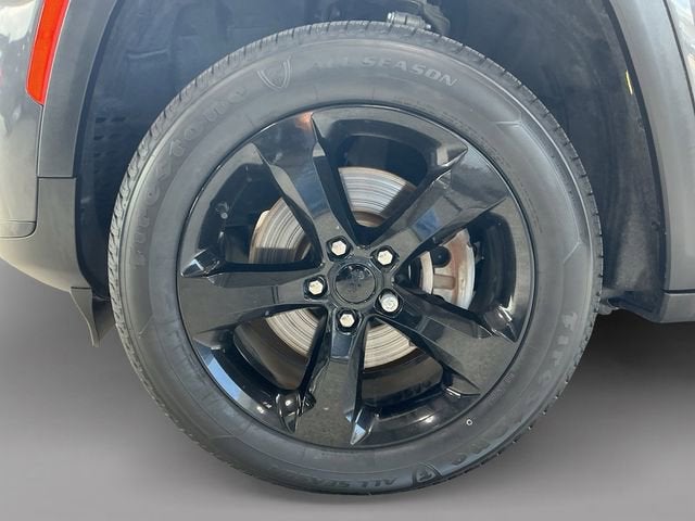 2022 Jeep Grand Cherokee L Altitude 4x2