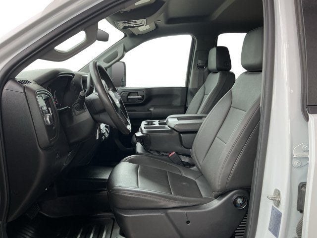 2023 GMC Sierra 3500 HD Chassis Cab Pro
