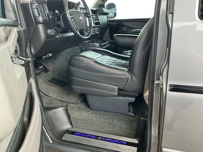 2021 GMC Savana Passenger 3500 LS
