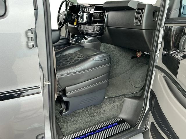 2021 GMC Savana Passenger 3500 LS