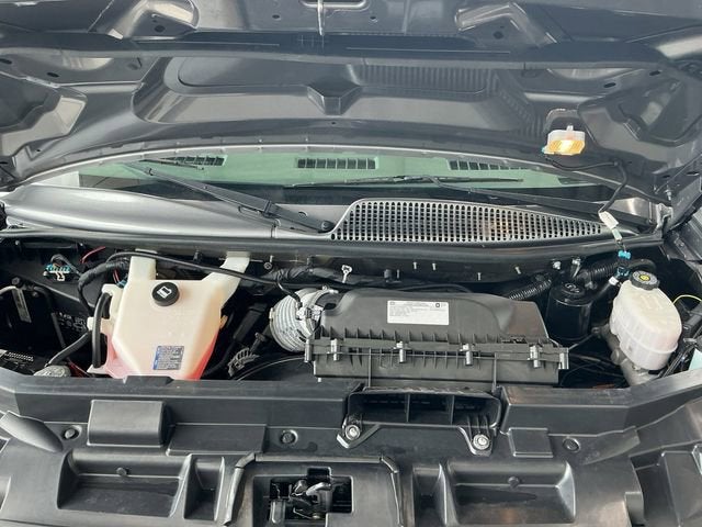 2021 GMC Savana Passenger 3500 LS