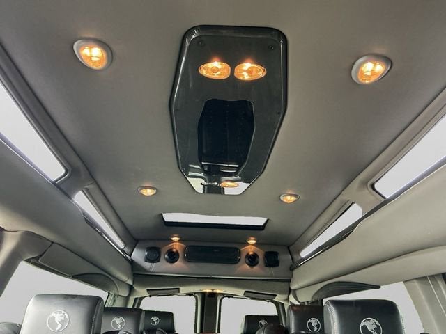 2021 GMC Savana Passenger 3500 LS
