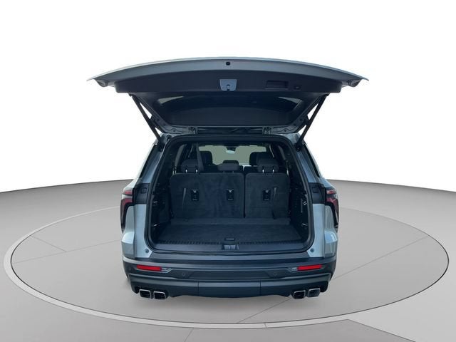 2024 Chevrolet Traverse LS