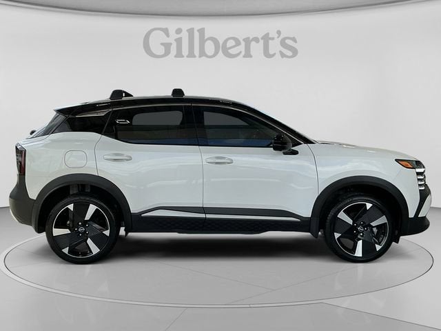 2025 Nissan Kicks SR FWD