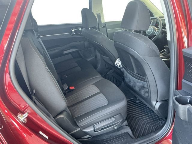2025 Kia Sorento LX